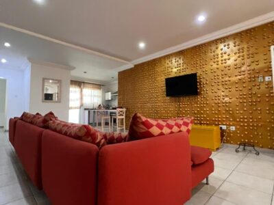 Fully furnished 3 bedrooms apartment