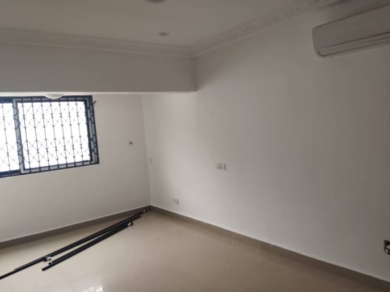 4 BEDROOM HOUSE WITH ONE BEDROOM BOYS QUARTERS FOR RENT