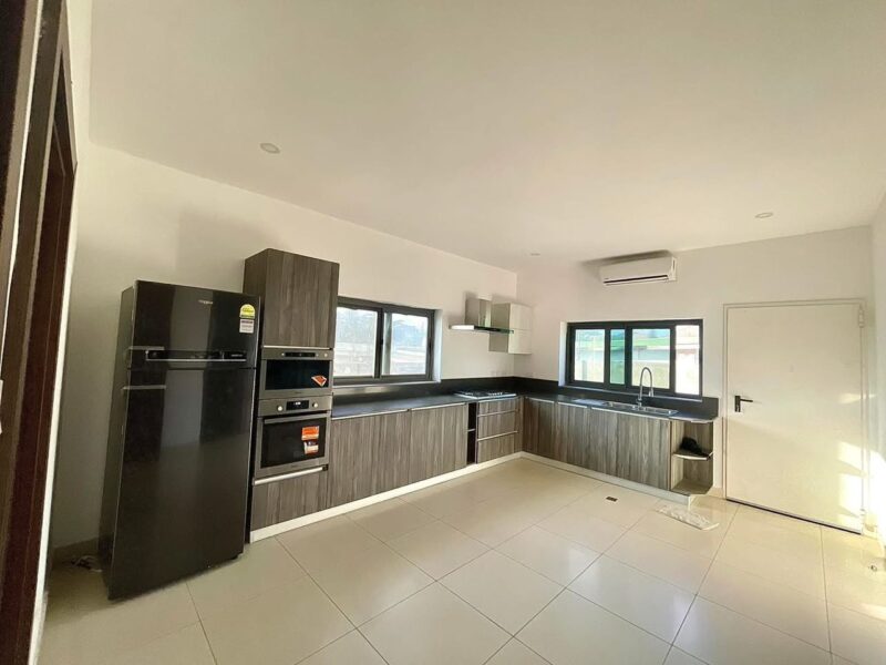 ELEGANT 4-BEDROOM EN-SUITE HOME WITH MAID'S SUITE FOR RENT IN CANTOMENTS, ACCRA