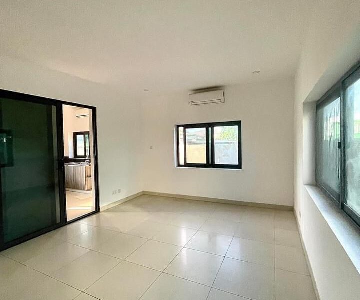 ELEGANT 4-BEDROOM EN-SUITE HOME WITH MAID'S SUITE FOR RENT IN CANTOMENTS, ACCRA